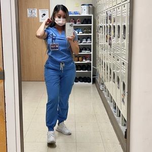 Figs high waisted Zamora joggers small petite